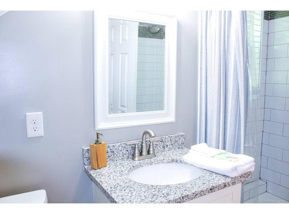 Lovely 3Br 3Ba Home Minutes From Airport/Downtown Atlanta Eksteriør bilde
